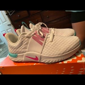 Brand New Women’s Nike’s